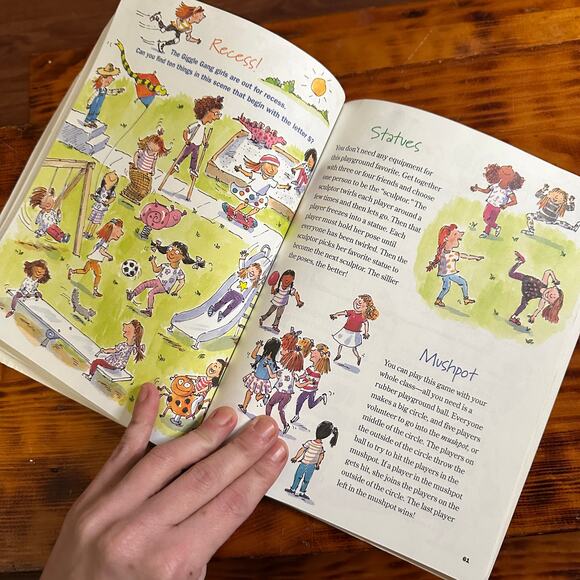 Vintage 1995 Pleasant Company American Girl Games & Giggles Paperback Book - Picture 8 of 10